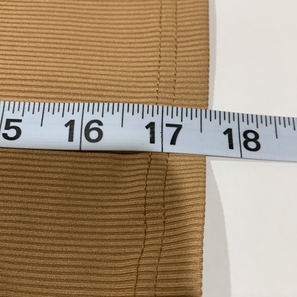 Plus size top - Picture 7 of 9